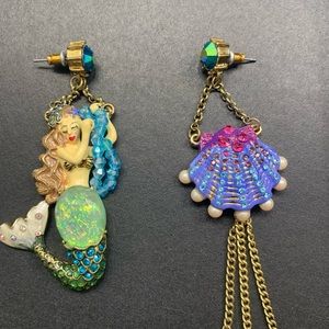 Mermaid & Seashell Betsey Johnson Earrings